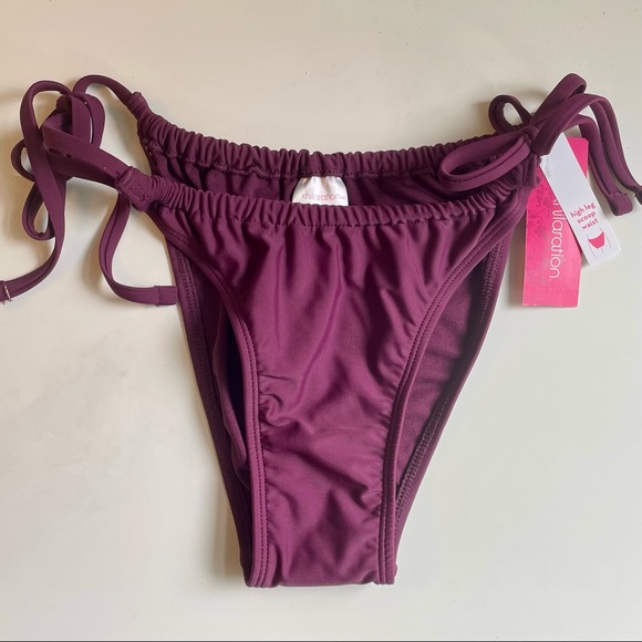 Xhilaration Junior’s NWT shirred string bikini bottoms - Plum Purple S - Picture 1 of 3